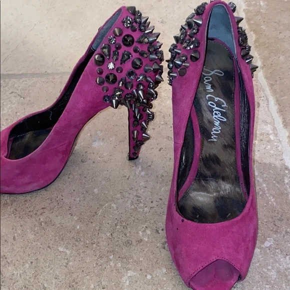 Sam Edelman stud detailing peep toe heels - Picture 2 of 3